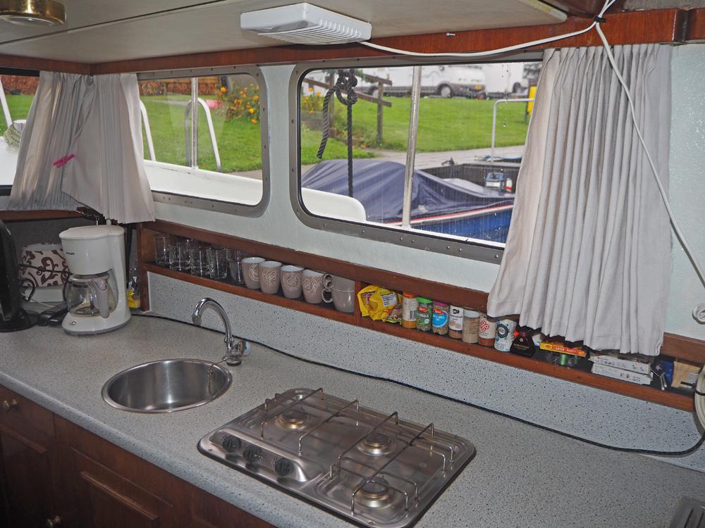 Vorschiff, Innenausstattung